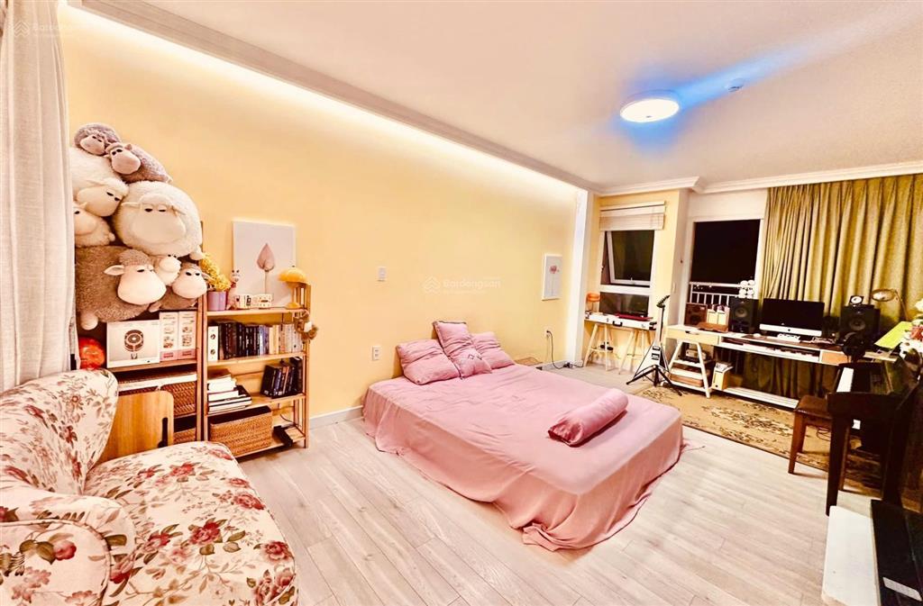 Tôi cần bán căn hộ thủ thiêm xanh, 120m2 3pn 2wc, view đẹp