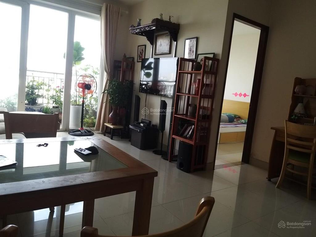 Gia đình chuyển nơi ở tôi cần bán lại căn hộ thủ thiêm star 82m2 2pn 2wc giá 4 tỷ