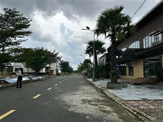 Đất đại học việt đức  thới hoà tp hcm ( cây xăng thới hoà ql13 vào 800m bên tay trái)