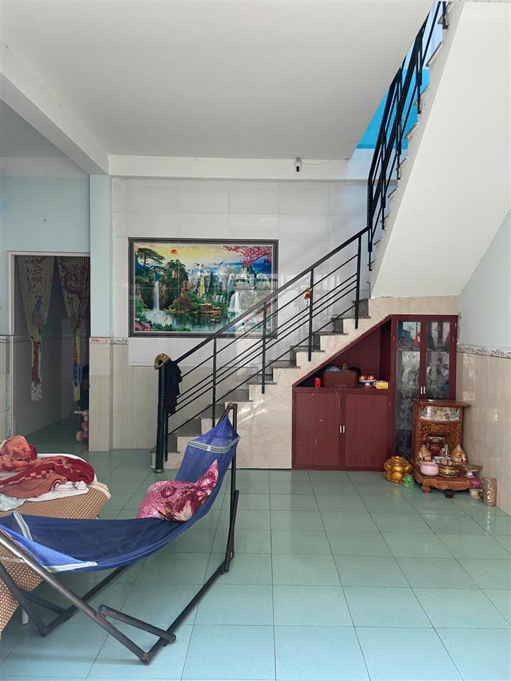 Bán nhà kiệt ngô quyền gần chợ chiều dt 92m2 ngang 4m5 cách biển 1km nhà sạch sẽ vào ở ngay