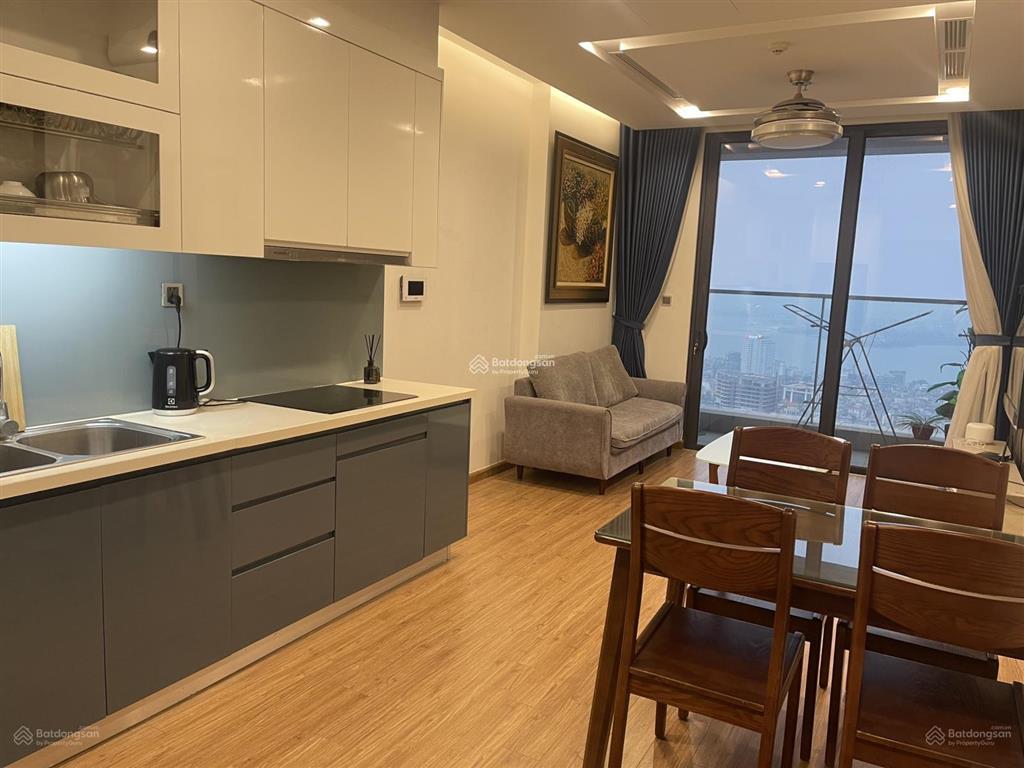 Căn 2 phòng ngủ m3 giá 16.5 tỷ (đủ đồ)