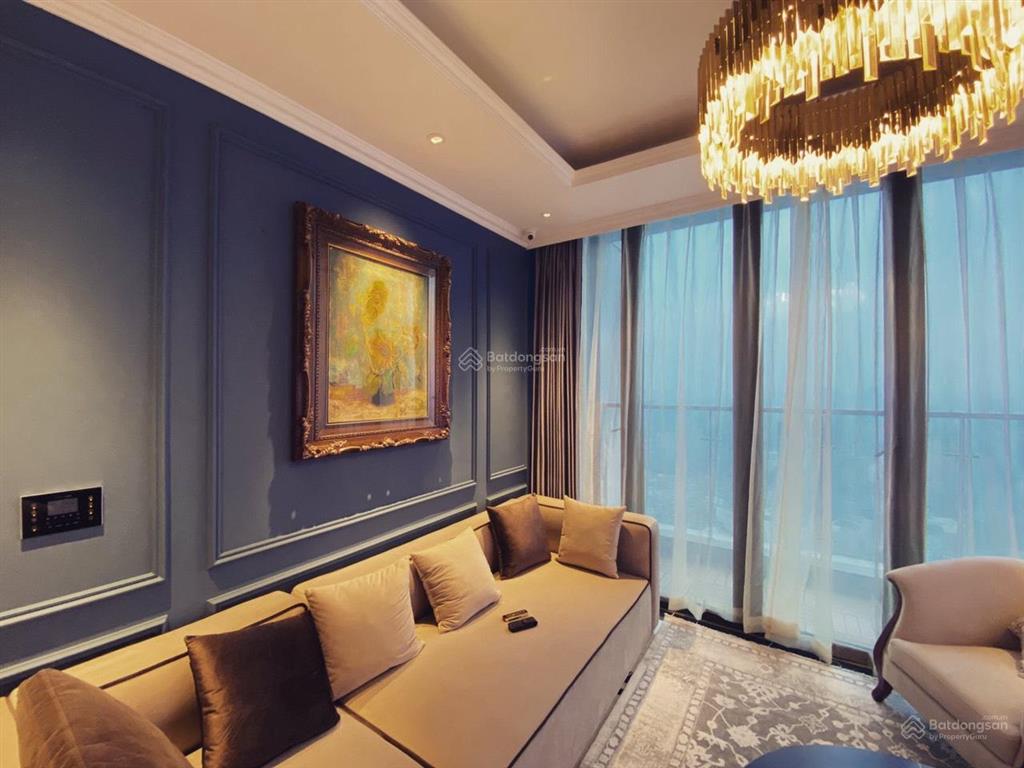 Bán căn hộ tại vinhomes metropolis 29 liễu giai giá 190tr/m2 (ngày 24/11/2025) em trà 0913 809 ***