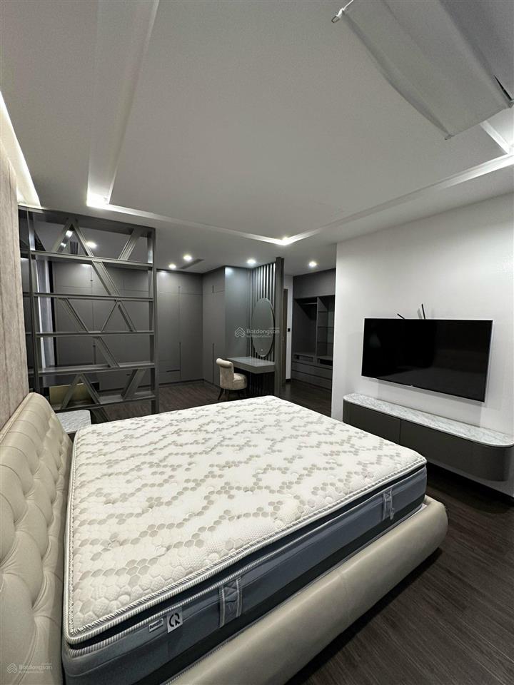 Tôi cần bán căn góc 120m2 nhà m3