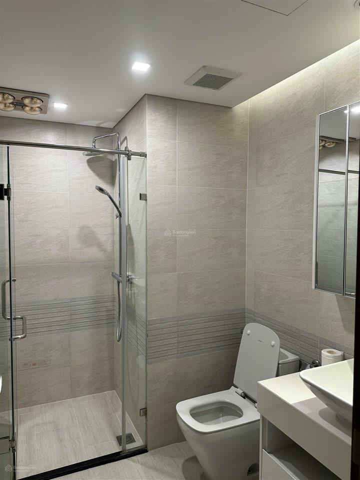 Tôi cần bán căn góc 120m2 nhà m3