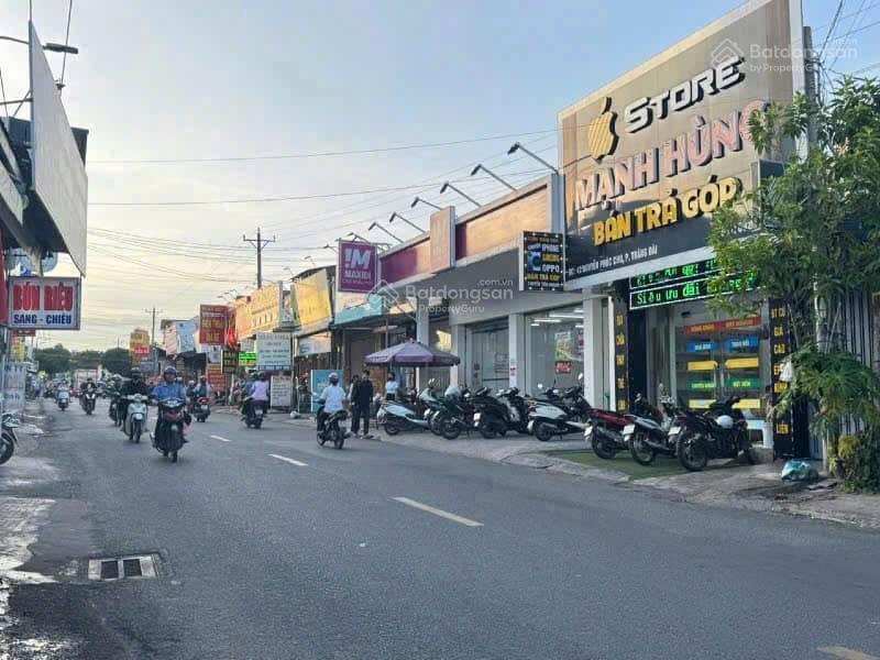 Bán nhà mặt tiền chợ phú thọ trả dài  đồng nai dt 6x40  chỉ 11,5 tỷ