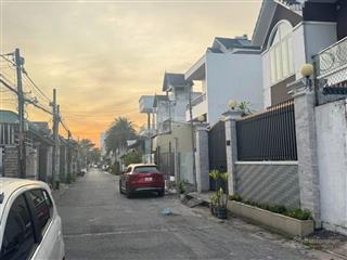 Bán nhà 3 tầng mặt tiền kinh doanh được, phường tam hiệp  biên hoà cũ  chỉ 5,4 tỷ