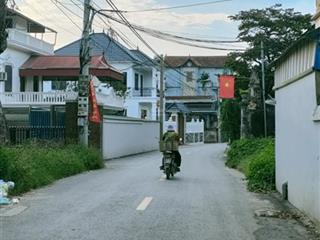 Bán nhà 3 tầng đất thổ cư oto đỗ của xã phụng châu chương mỹ hà nội