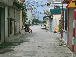 Bán 40m² đất thổ cư cách đường liên xã 15m xã đông la hoài đức hà nội