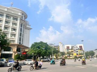 Mặt đường thụy khuê 3 mặt thoáng ( ngã tư văn cao) 85,6m, mặt tiền 8m,69 tỉ có đàm phán