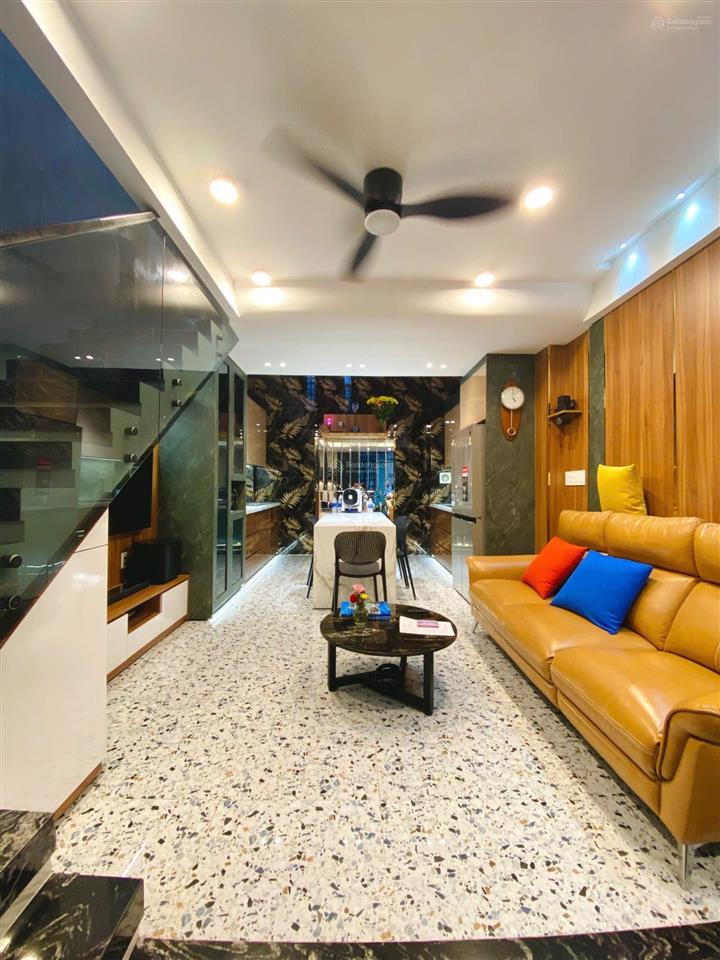 Hoa hồng 1% nhà chính chủ 4 tầng, hẻm xe hơi, quang trung, p. 11, gò vấp