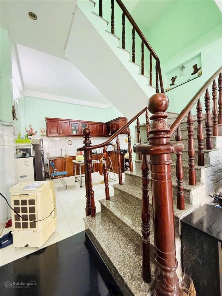 Bán gấp nhà hxh nguyễn hữu tiến, dt 4x12m đúc 2 lầu sân thượng giá 6,2 tỷ