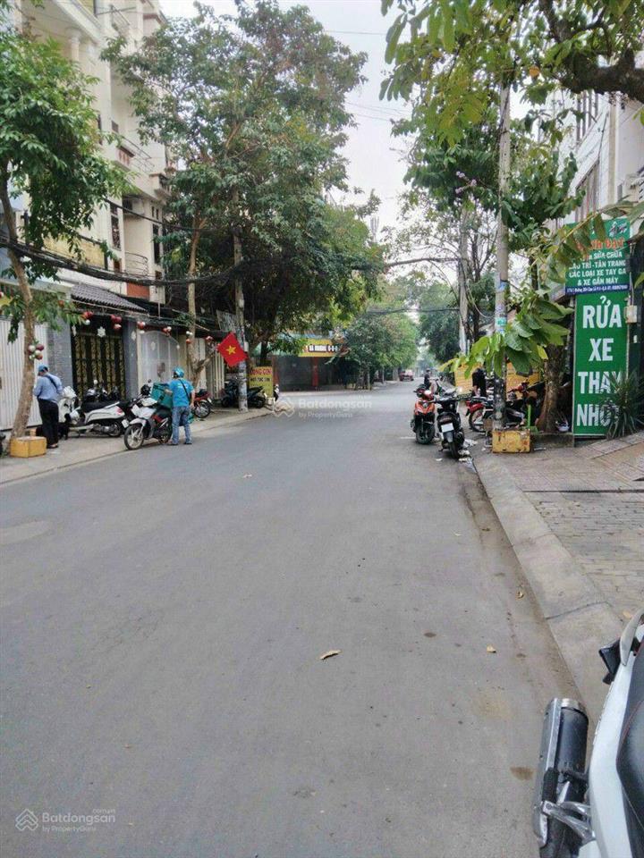 12ty5 thương lượng chính chủ bán gấp căn nhà mặt tiền đường nhựa 12m lề đường 3m khu dân cư cao lổ