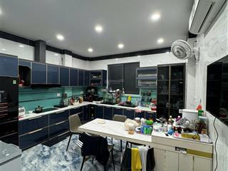 28tỷ làm việc ngay chủ bán nhà góc hai mặt tiền kinh doanh đối diện tttm parc mall