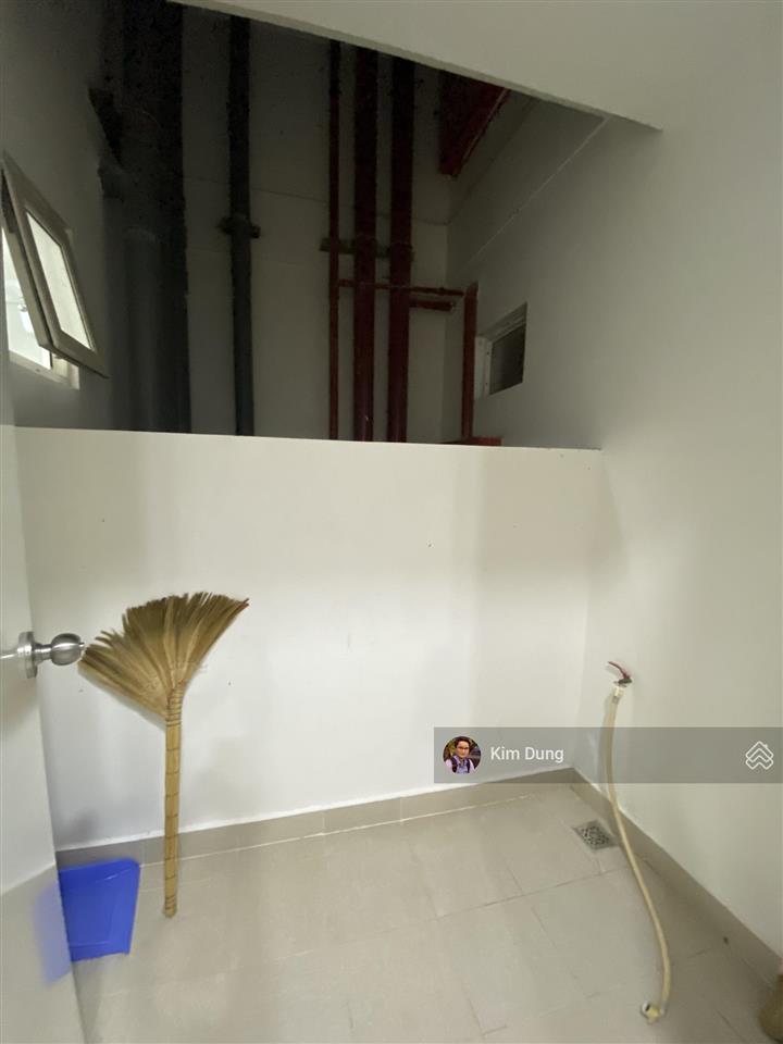 Cho thuê căn hộ diamond riverside 2pn 2wc có máy lạnh, giá 8 tr/tháng