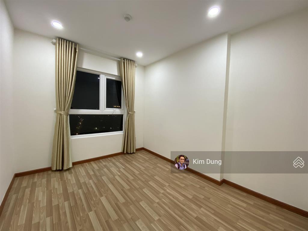 Cho thuê căn hộ diamond riverside 2pn 2wc có máy lạnh, giá 8 tr/tháng