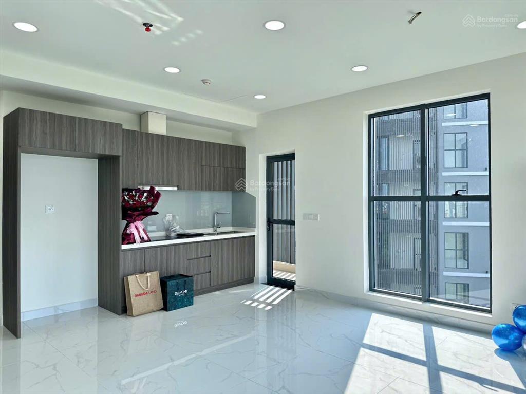 Bán căn 3pn 120m2 diamond centery giá 10,2 tỷ (ban công 6m)  view công viên