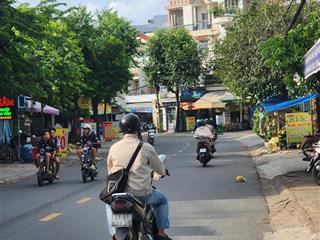 Mặt tiền kinh doanh làng tăng phú, 8,5 tỷ, 92m2, mặt tiền 7,4m,