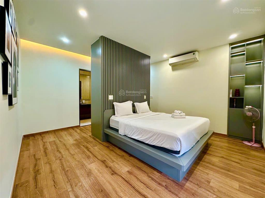 Bán nhà tâm huyết  223m2  3 tầng  khu an phú  quận 2. gara oto, hồ bơi. gần metro an phú