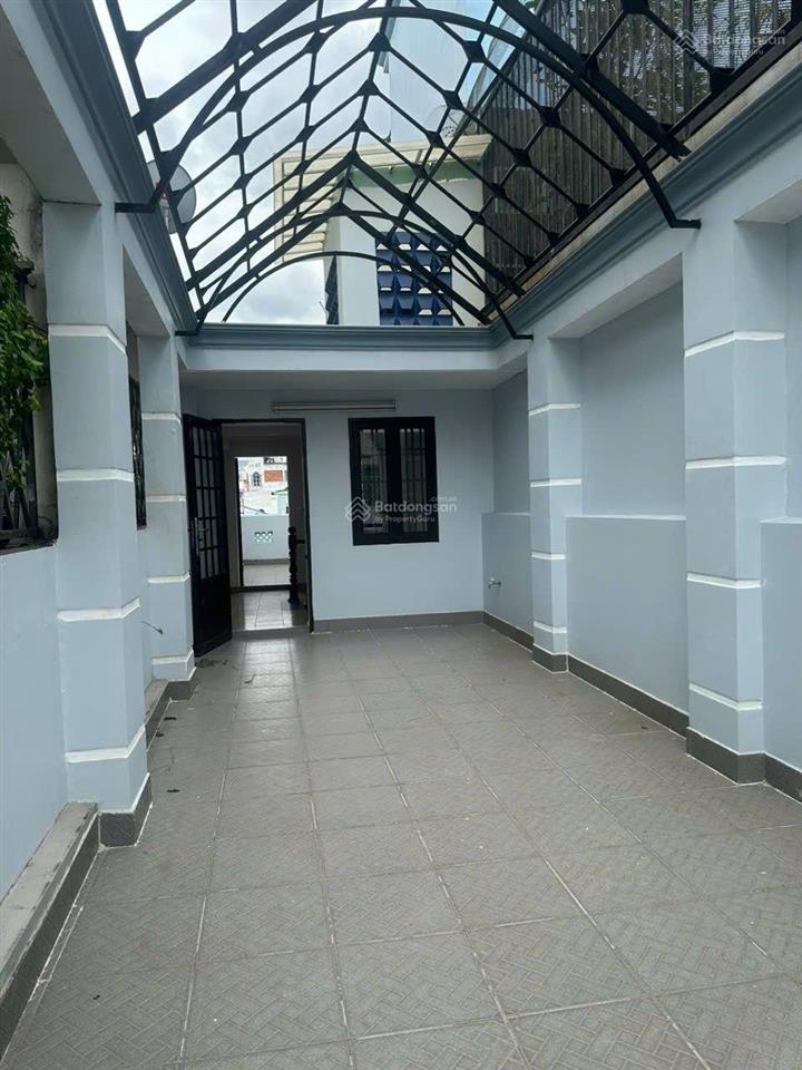 Hàng hiếm tân định  mặt tiền quận 1  sát vách chợ & nhà thờ. sẵn kết cấu tiện cải tạo. giá 20 tỷ