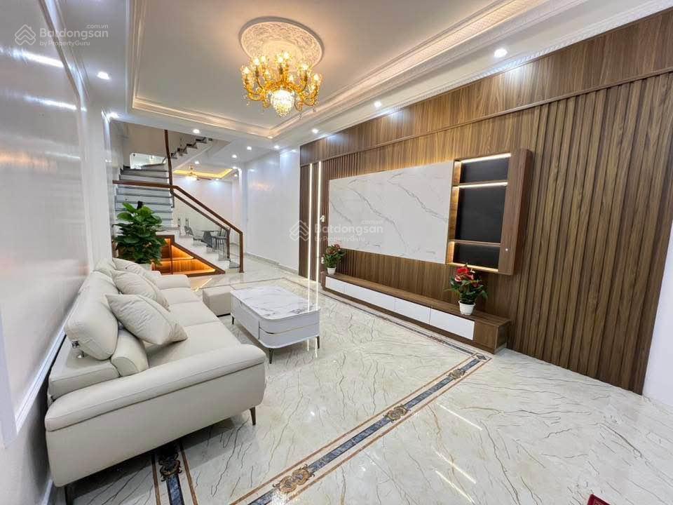 Bán siêu phẩm chỉ cần nói 1 từ hết nước chấm tại đằng hải oto đỗ cửa