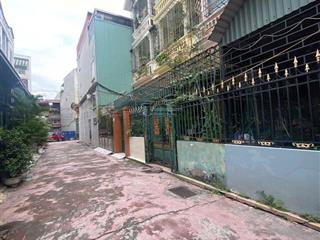 Bán căn nhà trong ngõ ô tô đỗ tận cửa, có sân cổng riêng đường nguyễn thị thuận gần chợ cát bi