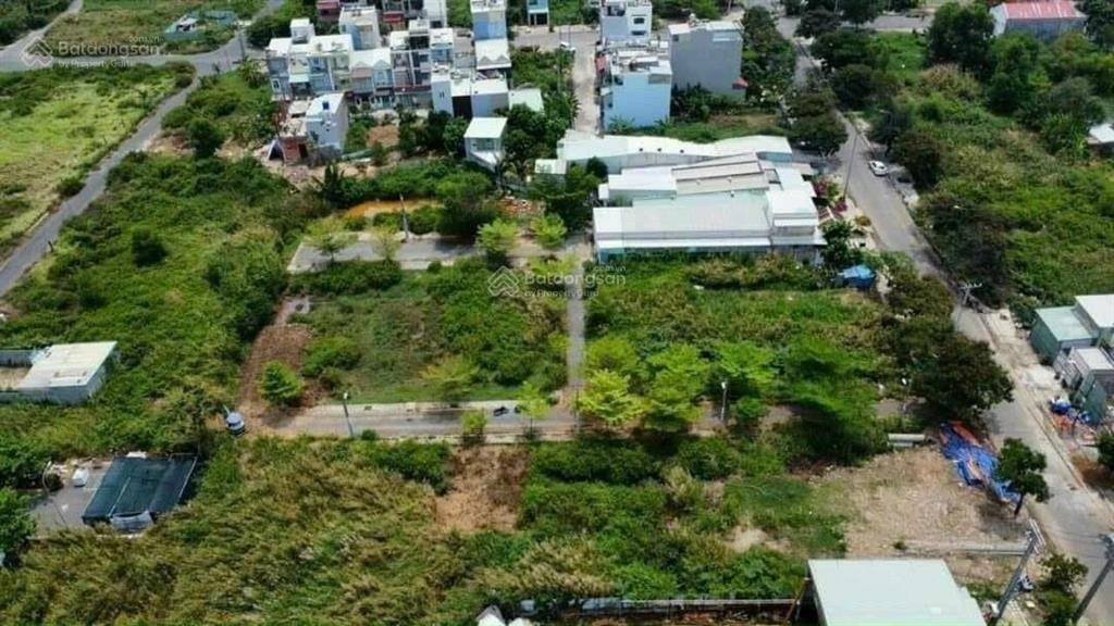 Lô góc 94m2 3,55 tỷ kdc 512 nguyễn văn tạo xe hơi quay đầu giá đầu tư. 0931 863 *** em hưng