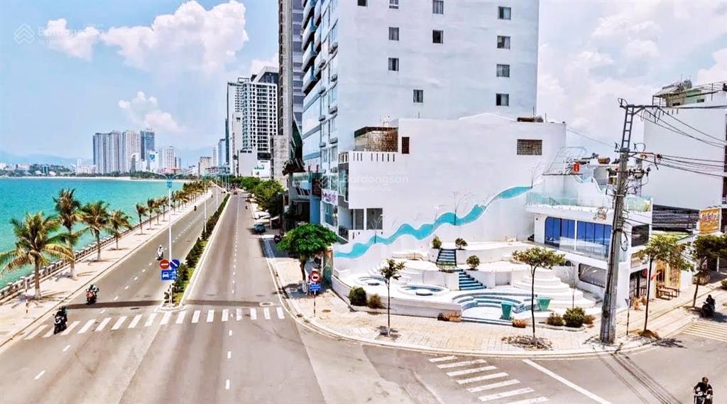Quá đẹp! đất 2 mặt tiền đường phạm văn đồng view biển nha trang trực diện hiếm có với giá quá tốt