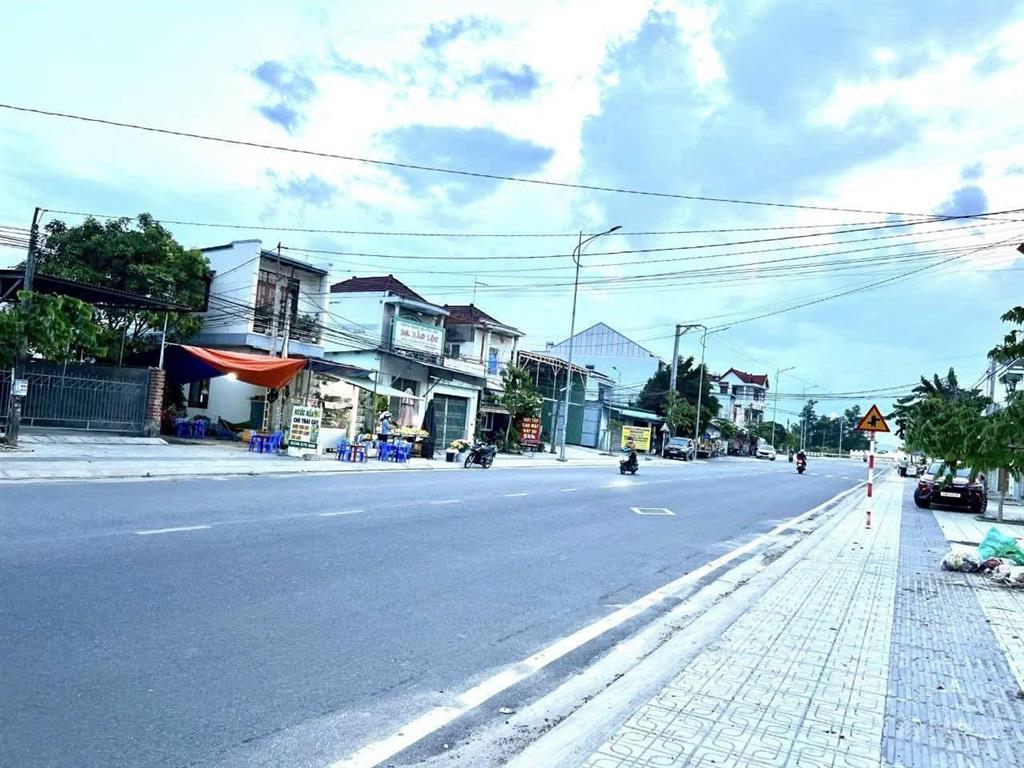 Hiếm! mặt tiền tỉnh lộ 2, chỉ 1 tỷ 800 triệu thổ cư 100% sổ đỏ sẵn đường mở rộng 30m