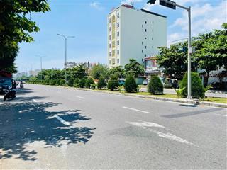 Bán 240m2 đất biển nguyễn tất thành, phù hợp làm nhà hàng, khách sạn