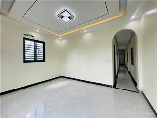 Hàng hiếm  nhà 2 tầng vị trí đẹp đường lê doãn nhạ