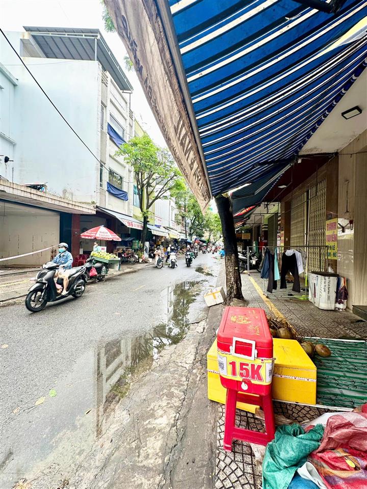 Bán cặp đất mặt tiền cù chính lan  gần chợ thanh khê