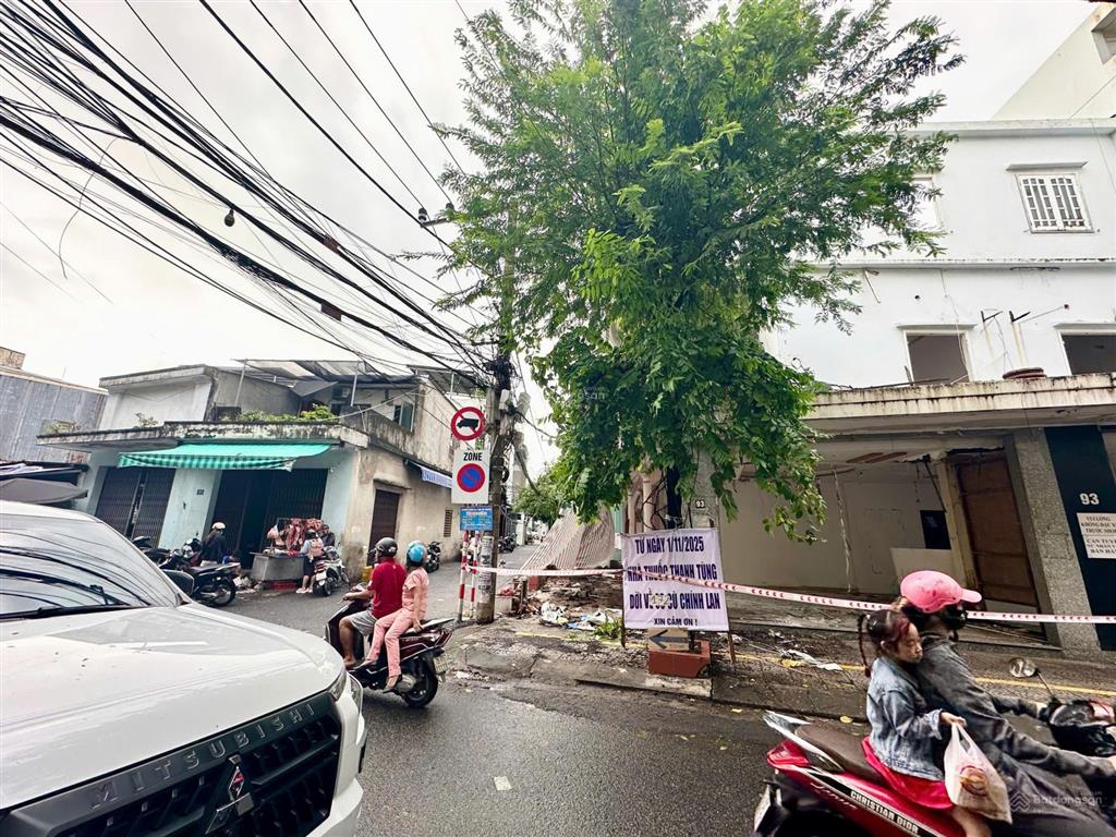 Bán cặp đất mặt tiền cù chính lan  gần chợ thanh khê