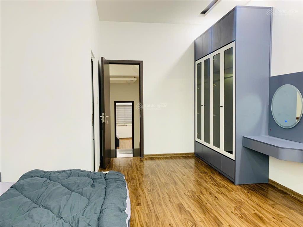 Bán nhà 3 tầng đường vũ quỳnh, ngay sát biển