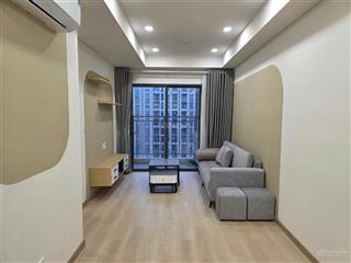 Cần tiền bắt căn 2pn toà 1 full nội thất tại dragon castle hạ long giá chỉ 1,9xx tỷ.  0949 240 ***