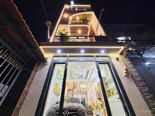 Bán nhà đẹp 4 tầng, full nội thất, dt 4m x 17m, xe hơi ngủ trong nhà đường quang trung phường 8