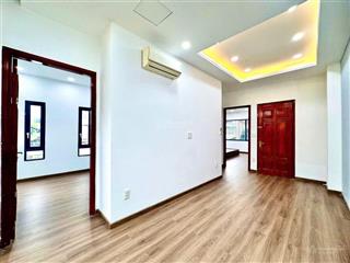 Bán biệt thự mặt tiền gần nguyễn văn trỗi quận phú nhuận, hầm 5 tầng + hồ bơi