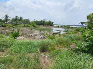 Đất mặt tiền sông lòng tàu xã bình khánh giá chỉ 800.000đ/m2 cho a em gôm hàng đón bờ kè