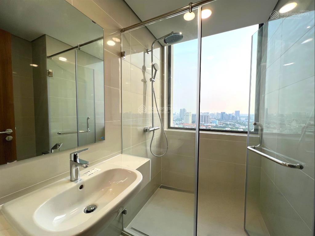 Ecogreen bán gấp căn góc hothàng hiếm 2pn 2wc ntcb, 6 t.ỷ350, view cầu phú mỹ, pn 2 view kính