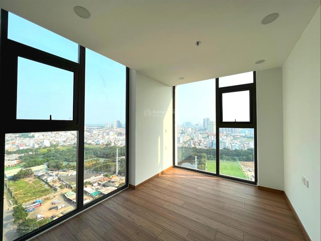 Ecogreen bán gấp căn góc hothàng hiếm 2pn 2wc ntcb, 6 t.ỷ350, view cầu phú mỹ, pn 2 view kính