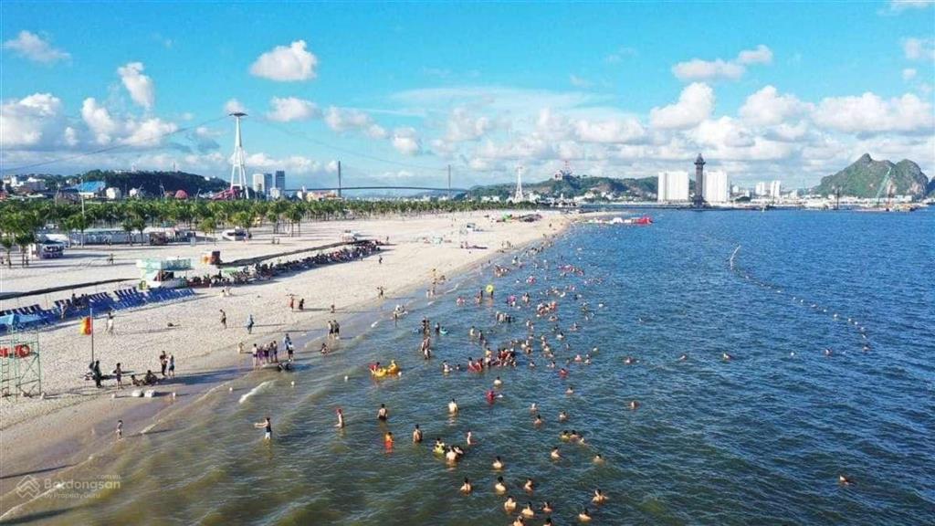 Bán căn hộ tại trung tâm du lịch bãi cháy, chỉ từ 600 triệu có thể sở hữu  ngay 0989 630 ***