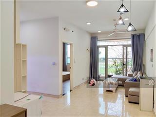 Luxgarden quận 7  ở liền  2pn gần full nội thất  giá 9tr/th
