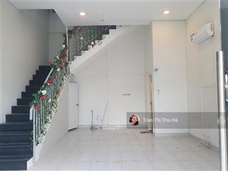 Shophouse c/cư luxgarden quận 7, 1 trệt 1 lầu 2wc, 02 máy lạnh, giá 8.5tr/tháng