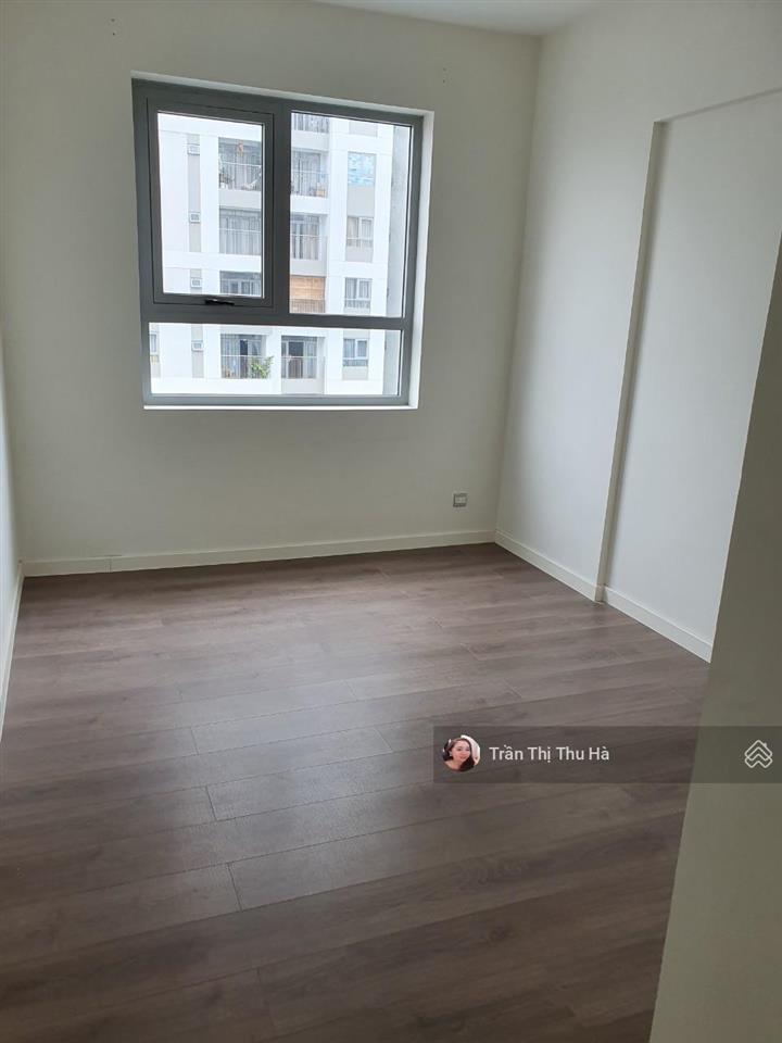 Giá 3tỷ3 thương lượng luxgarden 68m2  2pn*2wc  sổ hồng