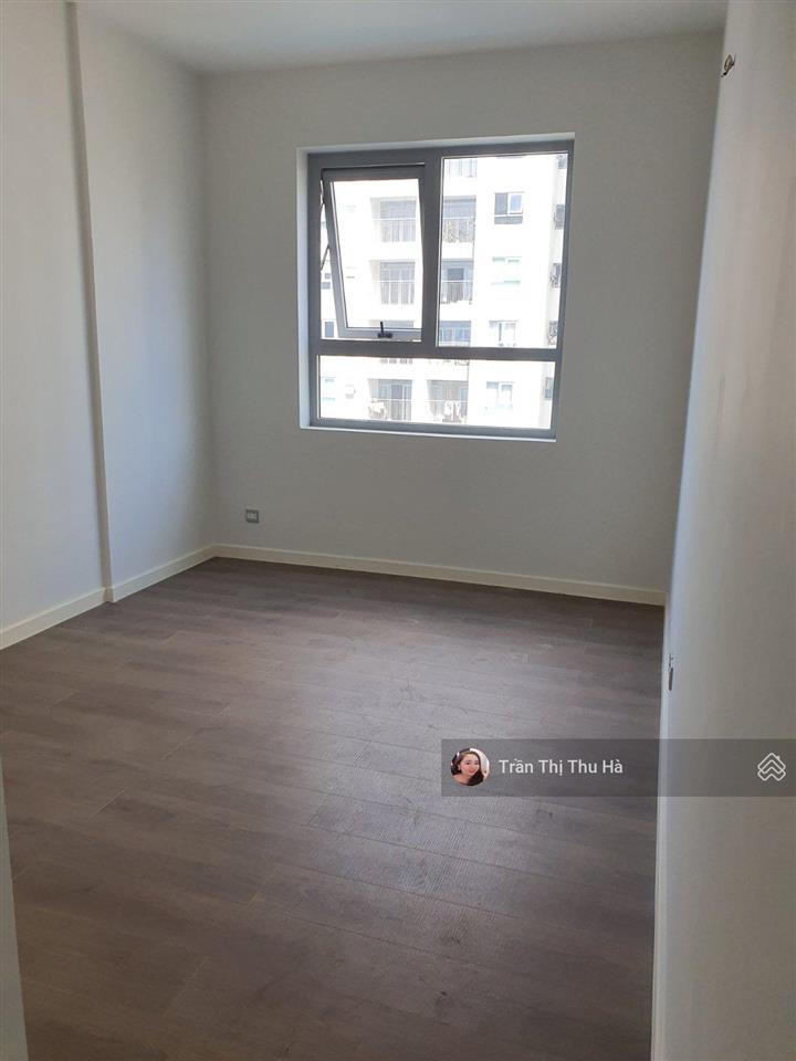 Giá 3tỷ3 thương lượng luxgarden 68m2  2pn*2wc  sổ hồng