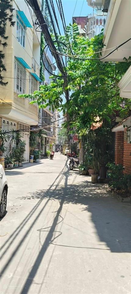 Chính chủ bán mảnh đất ô tô vào ở tứ liên, âu cơ quy hoạch ổn định dt 41m2, mt 3.45m, giá 8.2 tỷ