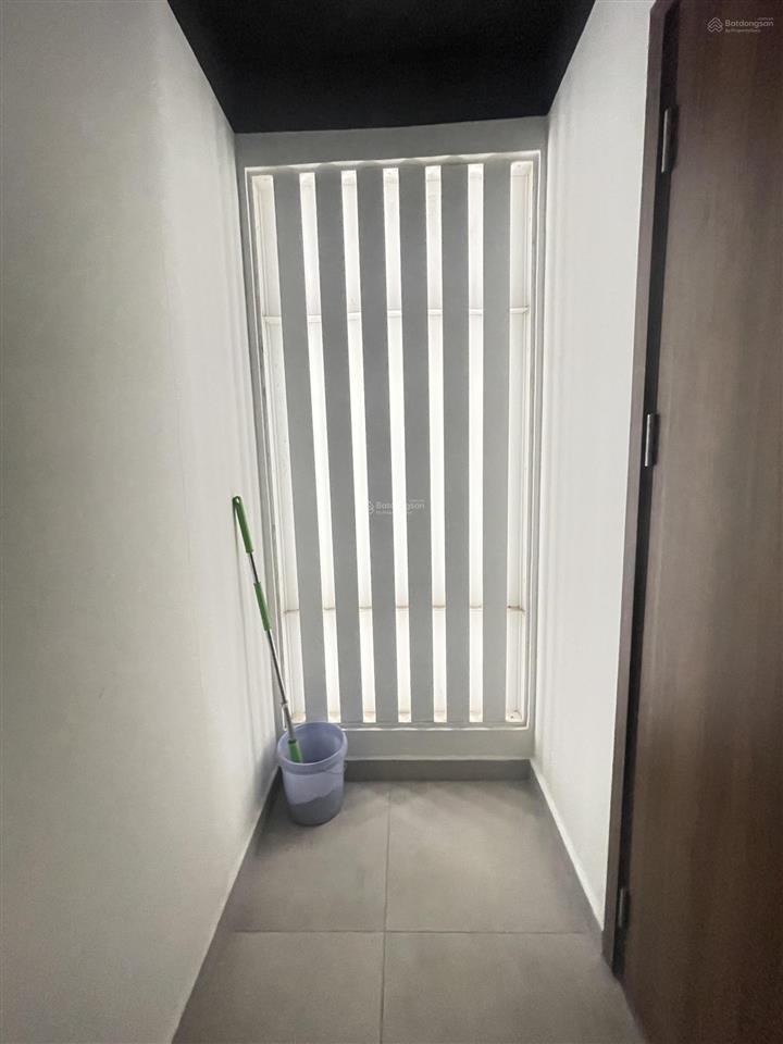 Chủ cho thuê chung cư kingdom 101 căn 2pn diện tích 78m2  giá 17tr