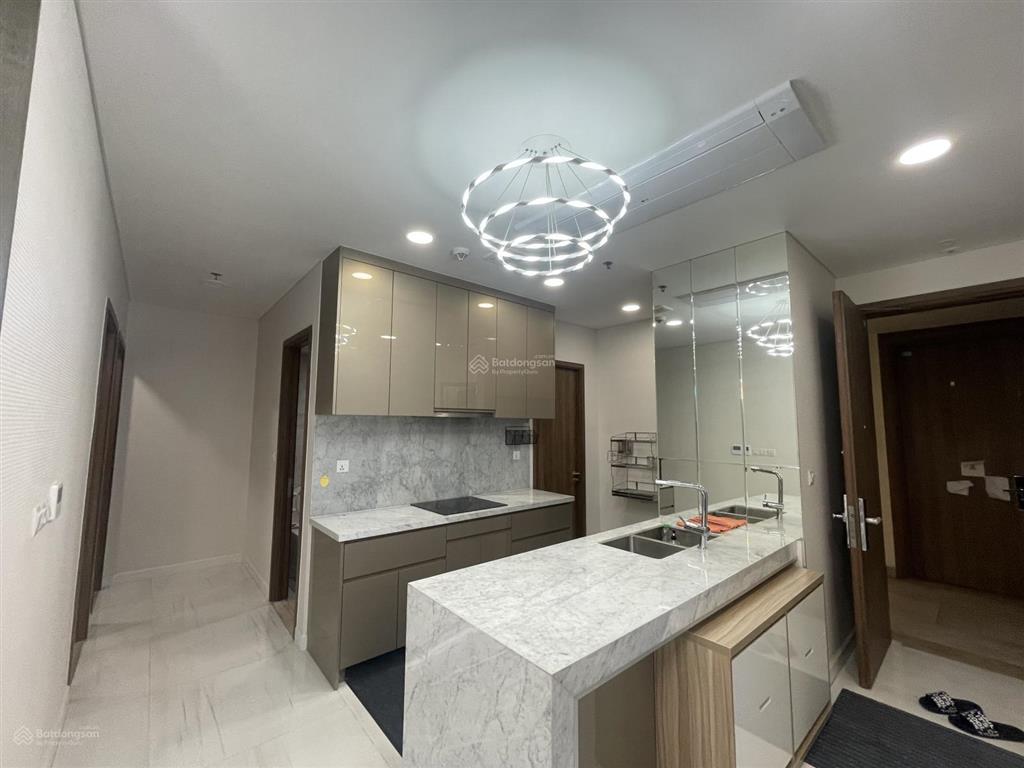 Kẹt tiền cần bán nhanh căn hộ 3pn ở kingdom 101  103m2 giá 9,95 tỷ