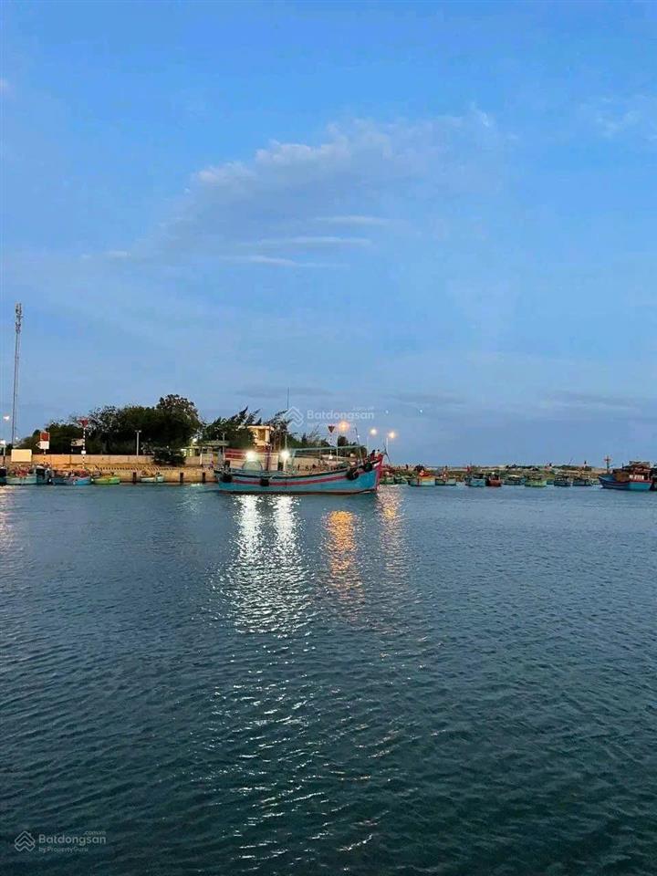 Cần bán 5 lô mt biển giá 10 tỉ/ lô