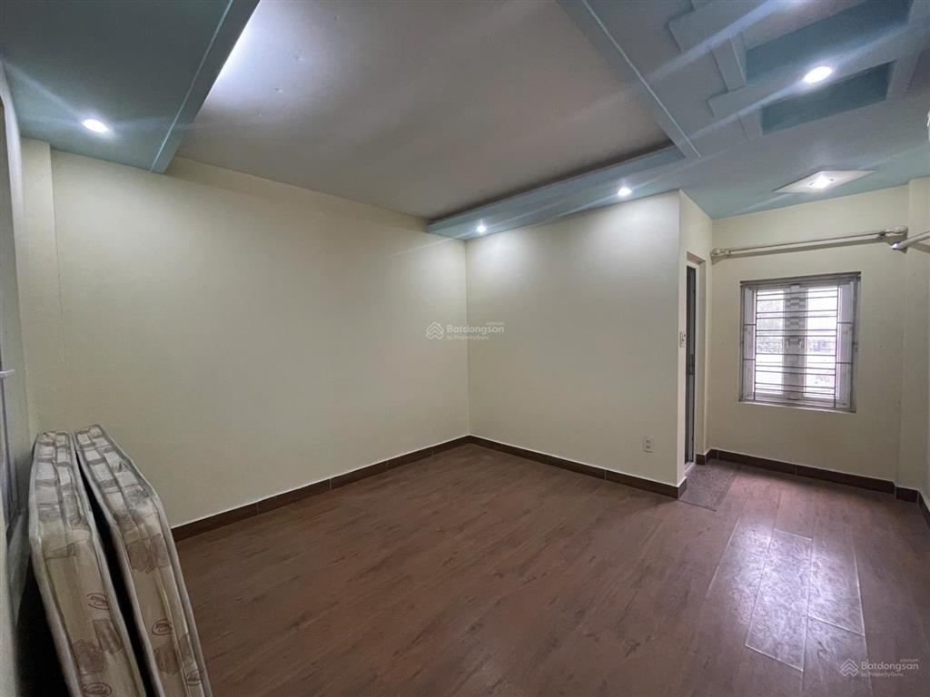 Nhà 5 tầng dân xây lô 22 lê hồng phong  hải phòng