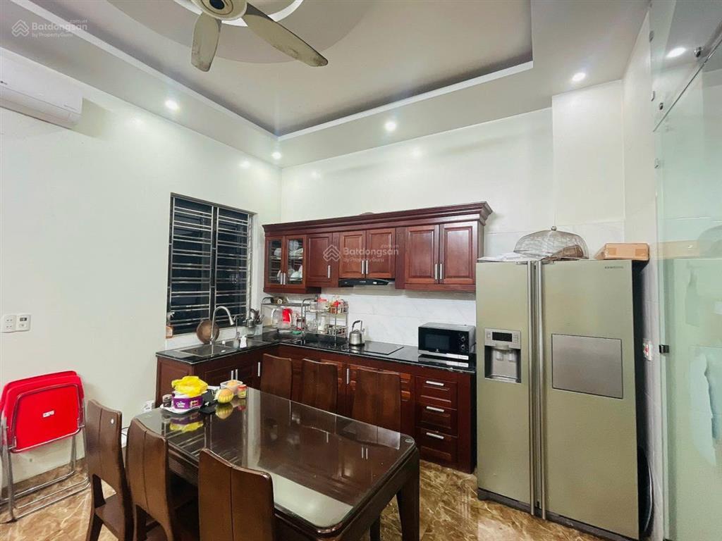 Nhà liền kề xây 5,5 tầng thang máy khu phân lô lê hồng phong, hải phòng